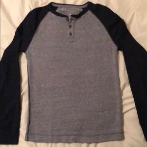 Aeropostale long sleeve solid thermal henley tee